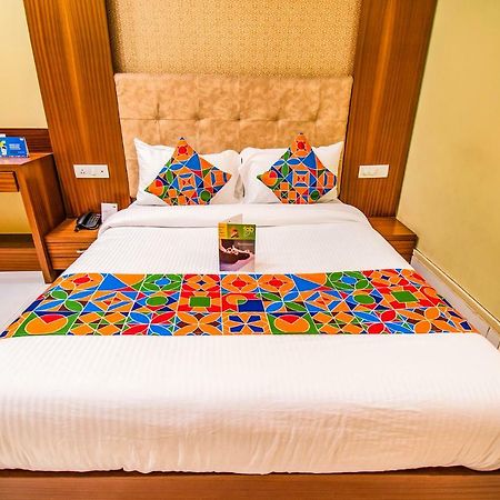 Seven Hills Hotel Mumbai Bagian luar foto