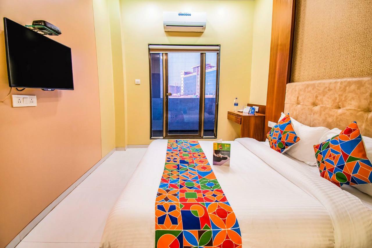 Seven Hills Hotel Mumbai Bagian luar foto
