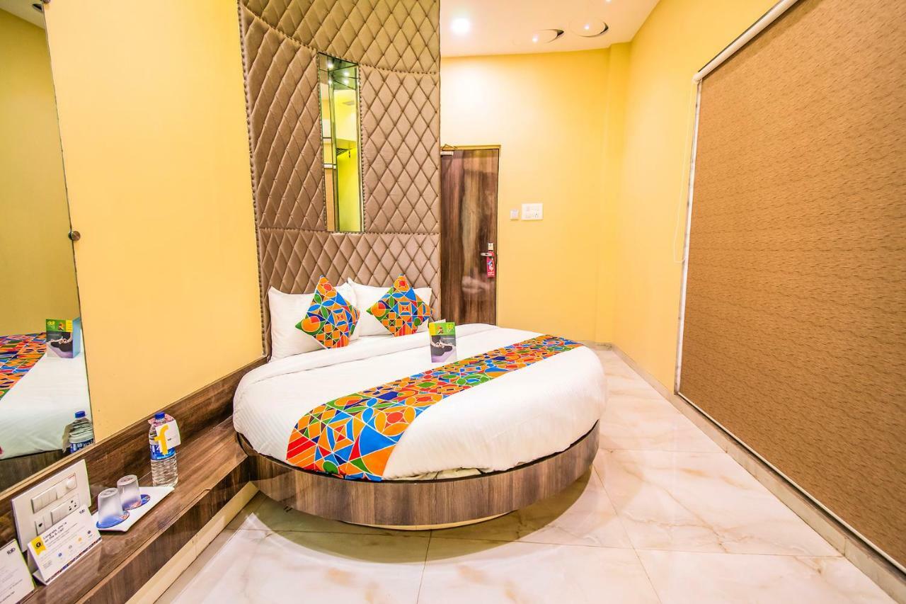 Seven Hills Hotel Mumbai Bagian luar foto